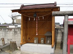 石祠