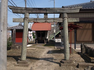 鳥居