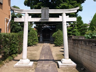 鳥居