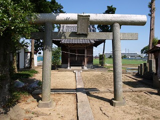 鳥居