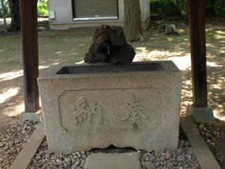 手水鉢